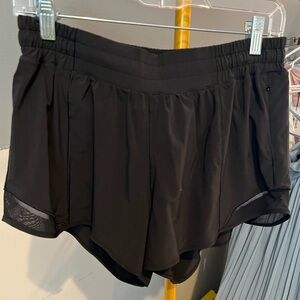 Lululemon Hotty Hot Short size 10